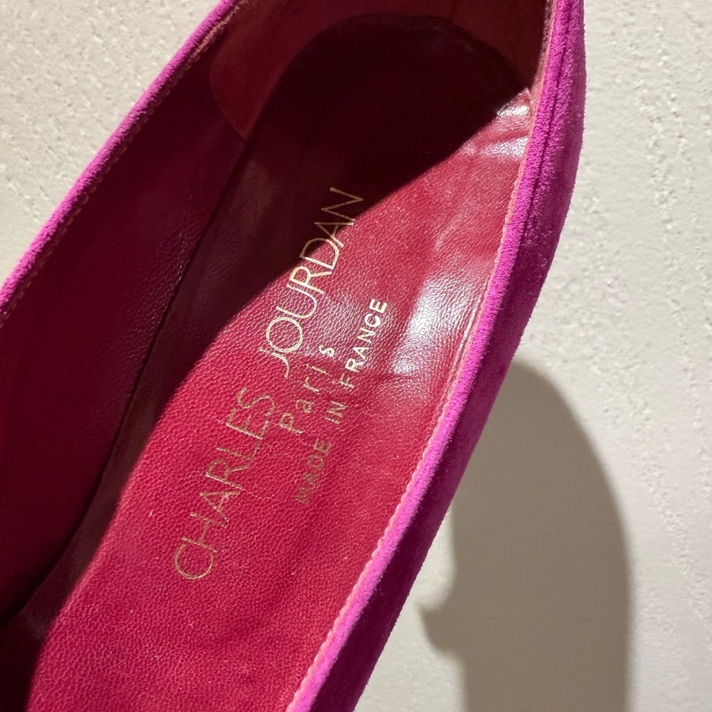 Charles Jourdan Heels - Picture 6 of 9